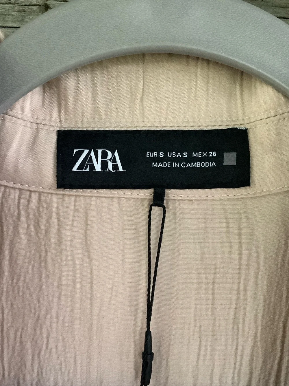 Zara Neutral Beige V-Neck Long Sleeve Jumpsuit - Picture 8 of 8